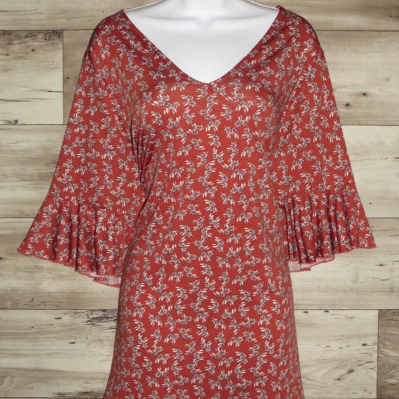Stitch‎ Wurks* Women's Half Bell Sleeve V-Neck Keyhole Curved Hem Blouse~ 3X - Picture 1 of 8